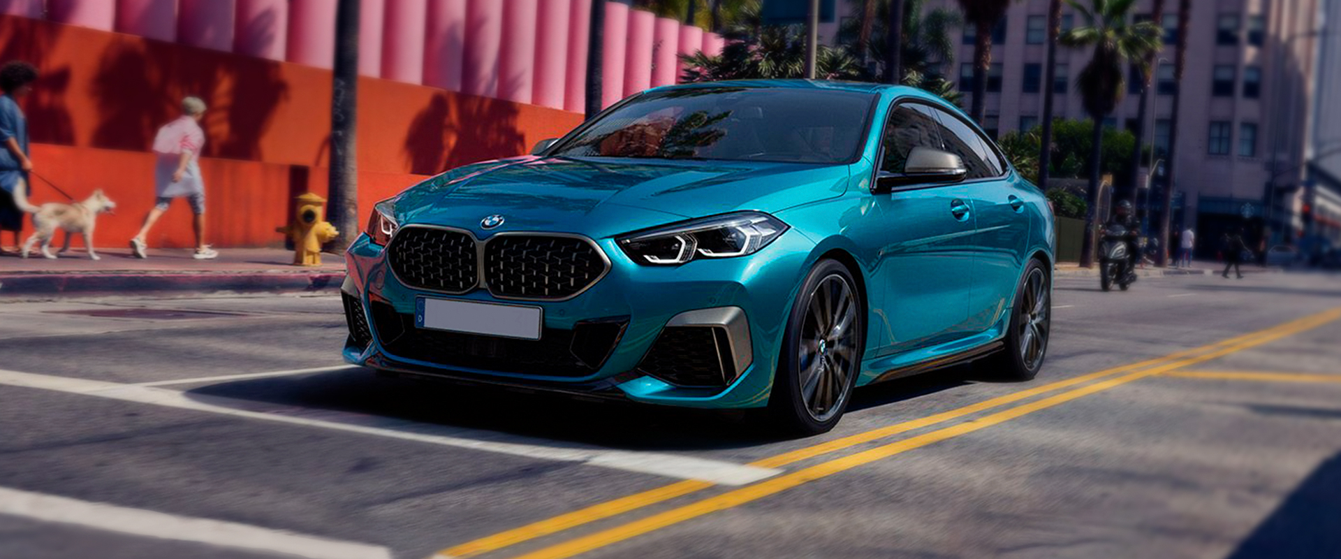 Mercedes Benz C200 o similar